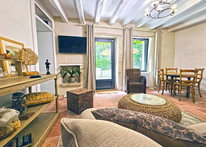 La Crocherie : Des Elfes - Free Wifi & Smart Tv Semesterbostad *